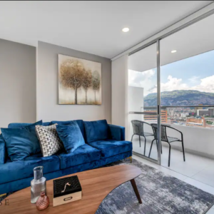 Metropolitan 2226 | San Diego